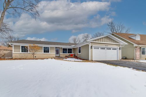 1149 Carlisle Ave, Elk Grove Village, IL, 60007-4030 | Card Image