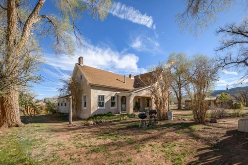 207 E 300 N, Parowan, UT, 84761 | Card Image