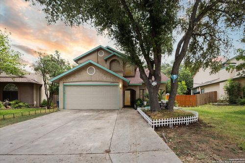 2719 Johnson Grass, San Antonio, TX, 78251-2365 | Card Image