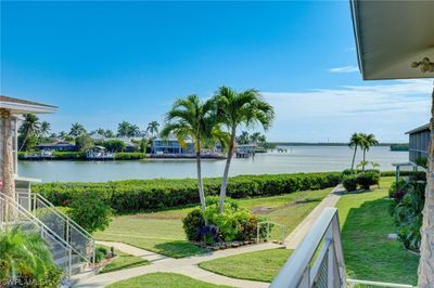 C6 - 330 Kon Tiki Drive, Condo with 2 bedrooms, 1 bathrooms and null parking in Naples FL | Image 3