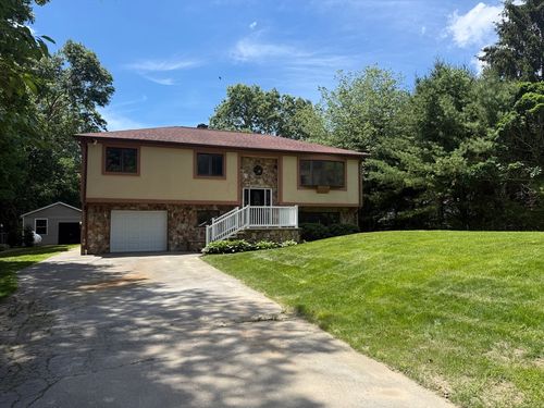 1174 Old Fall River Rd, Dartmouth, MA, 02747-1247 | Card Image