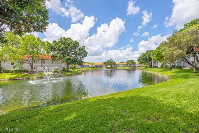 APT-201 - 2450 Old Groves Rd, Condo with 2 bedrooms, 2 bathrooms and null parking in Naples FL | Image 34
