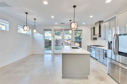 1-506 S Park Dr, Austin, TX, 78704-6348 | Card Image