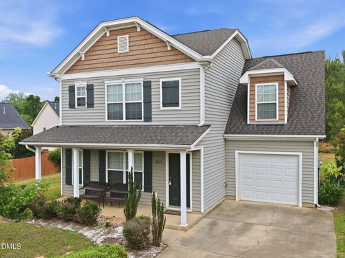 934 Ribbonleaf Ln, Fuquay Varina, NC, 27526-3716 | Card Image