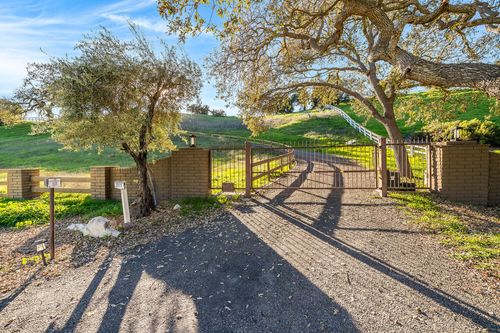 2975 Calle Bonita, Santa Ynez, CA, 93460 | Card Image