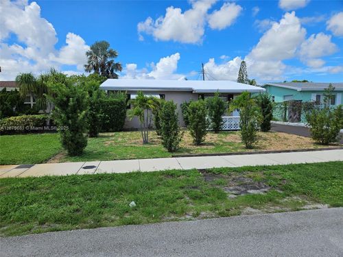 3801-3801 Ne 18th Ave, Pompano Beach, FL, 33064-6640 | Card Image