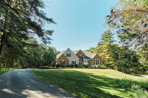 58 Deer Run Rd, Red Hook, NY, 12571-2263 | Card Image