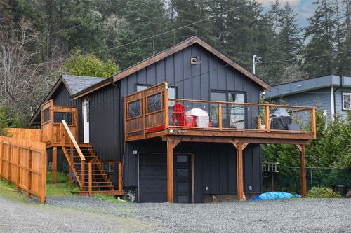 5693 Island Highway S, Union Bay, BC, V0R3B0 | Card Image