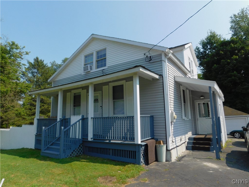 Aitken Ave, Whitesboro, NY 13492