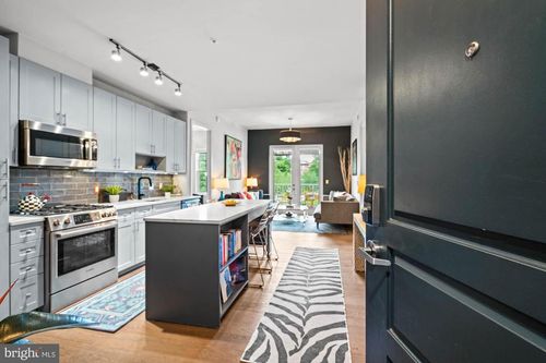 apt-105-6803 Cameron Dr Nw, WASHINGTON, DC, 20012-2567 | Card Image