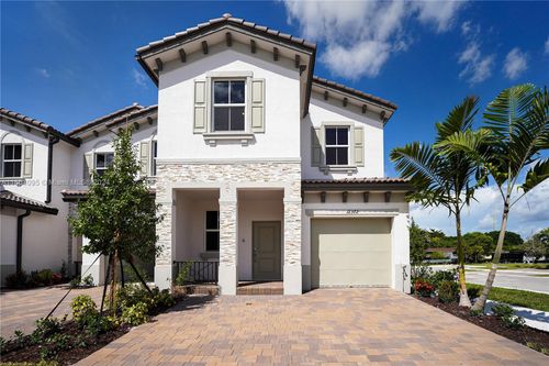 12372-12372 Nw 24th Pl, Miami, FL, 33167-1486 | Card Image