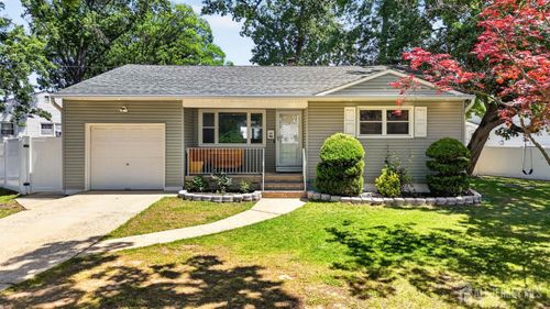 59 Eden Ave, Edison, NJ, 08817-3836 | Card Image