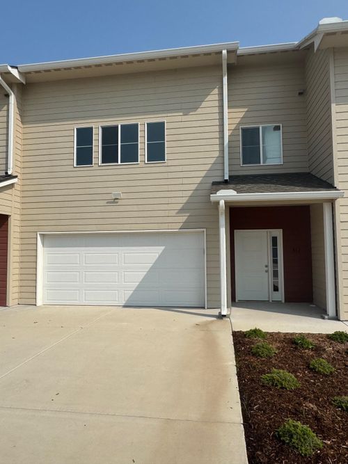 312 Copper Tail Ln, Haysville, KS, 67060-8102 | Card Image