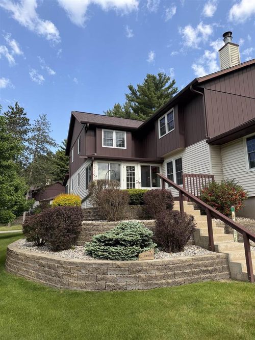 840 Saddle Ridge, Pacific, WI, 53901 | Card Image