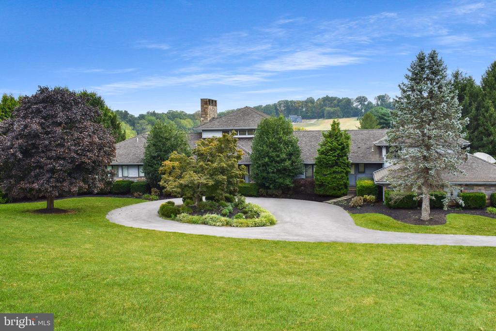 Wyndemere Lake Dr, Chester Springs, PA 19425
