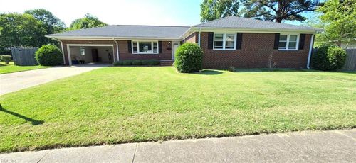 2444 Everglades Rd, Norfolk, VA, 23518-4530 | Card Image