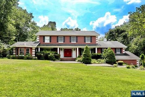 14 Ranch Rd, Upper Saddle River, NJ, 07458-1737 | Card Image