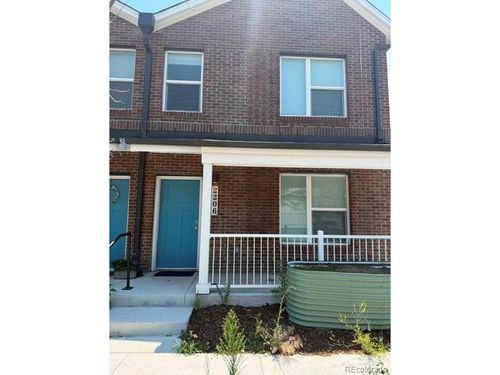 2206 E 38th Ave, Denver, CO, 80205-5488 | Card Image