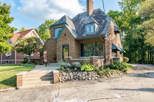 1617 Riley Hwy, Shelbyville, IN, 46176-2855 | Card Image
