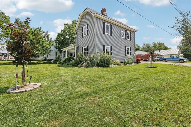 213 N Broadway St, House other with 3 bedrooms, 2 bathrooms and null parking in Blanchester OH | Image 8