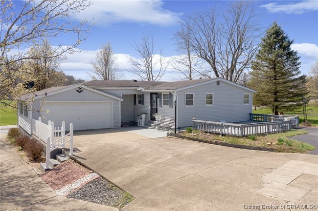 4621 Saint Johns Rd, Home with 3 bedrooms, 1 bathrooms and null parking in Floyds Knobs IN | Image 8