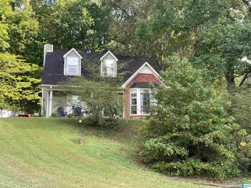125 Carriage Dr, Maylene, AL, 35114-9762 | Card Image