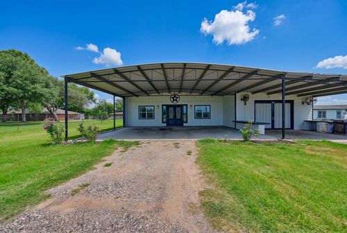 11234 N Loop Rd, Brenham, TX, 77833-1547 | Card Image