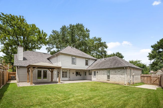 Back yard | Image 31
