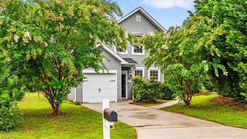 6 Hillrise Ct, Greensboro, NC, 27405-9771 | Card Image