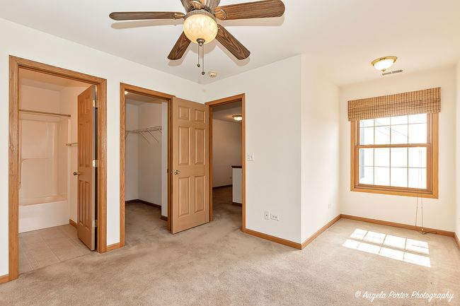 5832 Fieldstone Trl, Townhouse with 2 bedrooms, 4 bathrooms and 2 parking in MCHENRY IL | Image 20