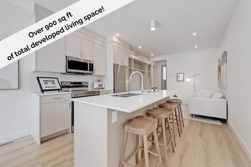 2-828 8 Ave Ne, Calgary, AB, T2E9E2 | Card Image