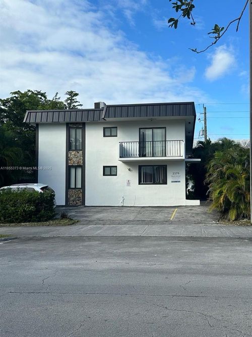 apt-1-2379 Ne 172nd St, North Miami Beach, FL, 33160-2957 | Card Image