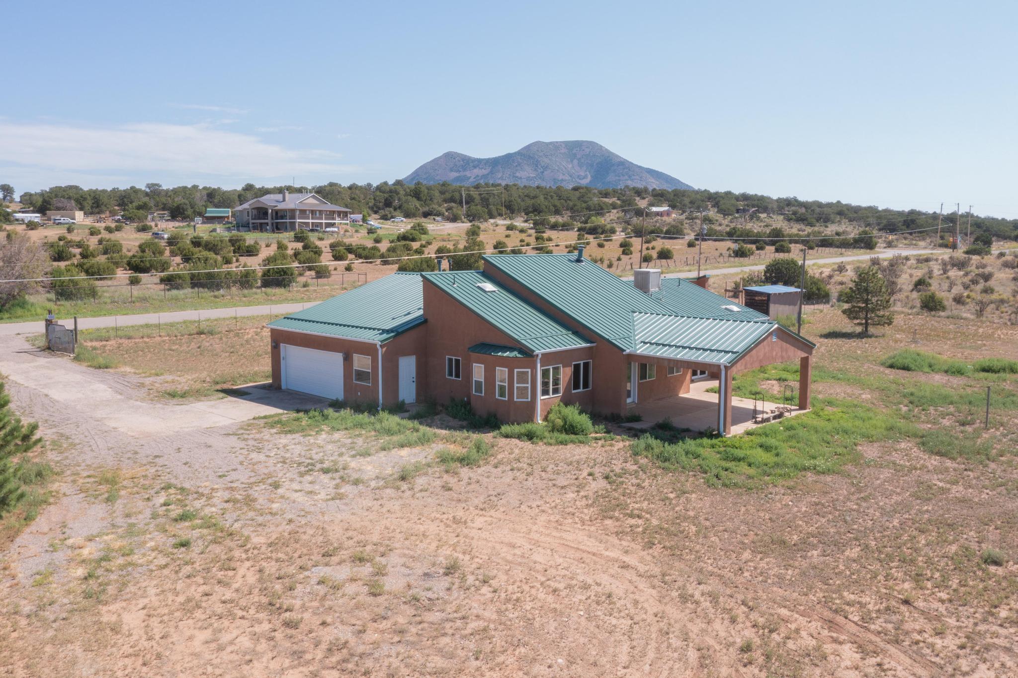Entranosa Rd, Sandia Park, NM 87047