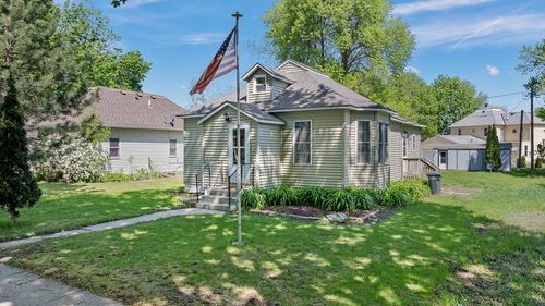 102 E Lyon St, Minneota, MN, 56264-9614 | Card Image