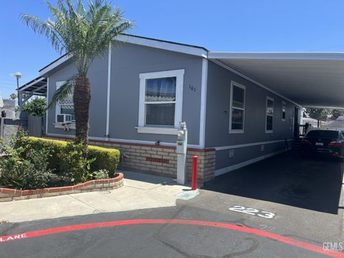 101 Crown Ln, Santa Ana, CA, 92704-1608 | Card Image