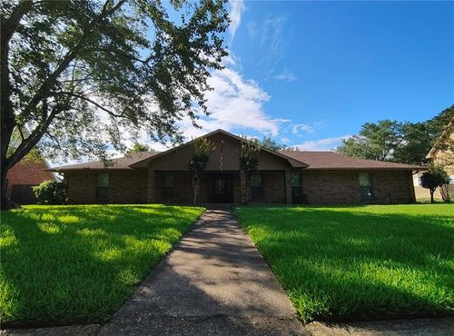 4004 Huntwick Boulevard, Alexandria, LA, 71303 | Card Image