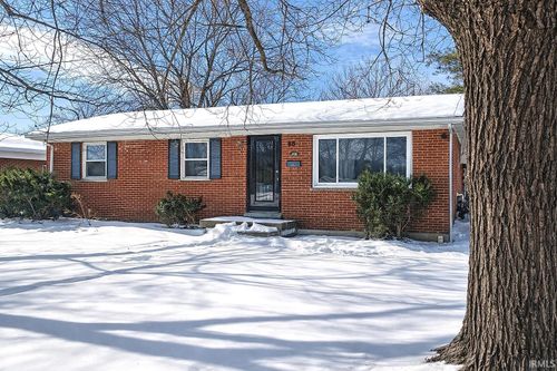 2718 N Garvin St, Evansville, IN, 47711-3324 | Card Image