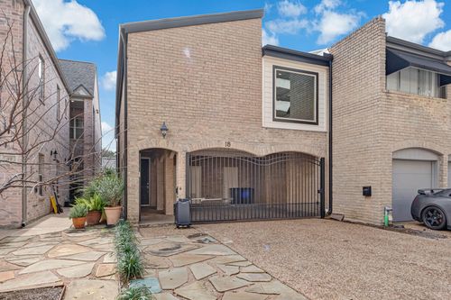 unit-18-516 S Post Oak Ln, Houston, TX, 77056-1440 | Card Image