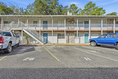 unit-11-201 College Blvd E, Niceville, FL, 32578-1301 | Card Image