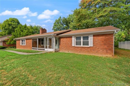 1529 Nole Dr, Jeffersonville, IN, 47130-6123 | Card Image