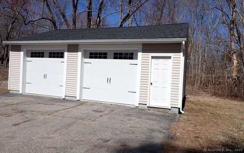 368 Warrenville Rd, Mansfield Center, CT, 06250-1131 | Card Image