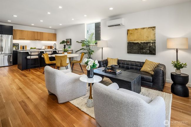 B - 2419 Nw 57 Th St, Townhouse with 3 bedrooms, 2 bathrooms and null parking in Seattle WA | Image 4