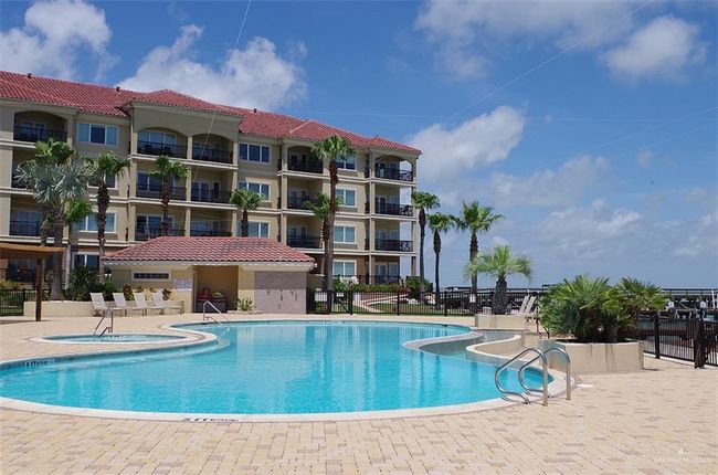 3303 - 301 E Houston St, Condo with 2 bedrooms, 2 bathrooms and null parking in Port Isabel TX | Image 37