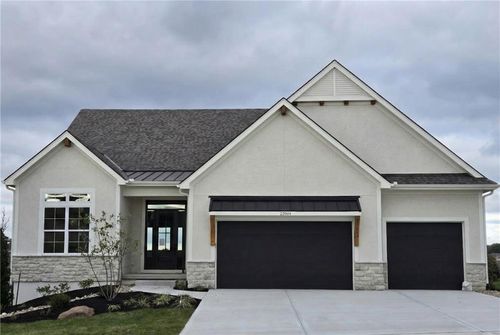 22004 W 114th Ct, Olathe, KS, 66061-8556 | Card Image