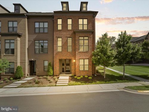12293 Sessile Cmns, FAIRFAX, VA, 22030-6817 | Card Image