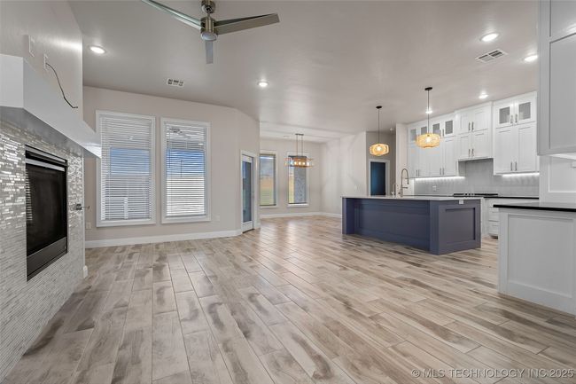 714 Prairie View Rd, House other with 4 bedrooms, 3 bathrooms and null parking in Ardmore OK | Image 13