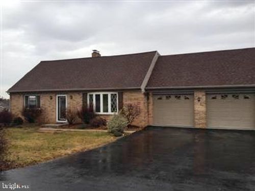 285 Denton Dr, Yoe, PA, 17313-1422 | Card Image
