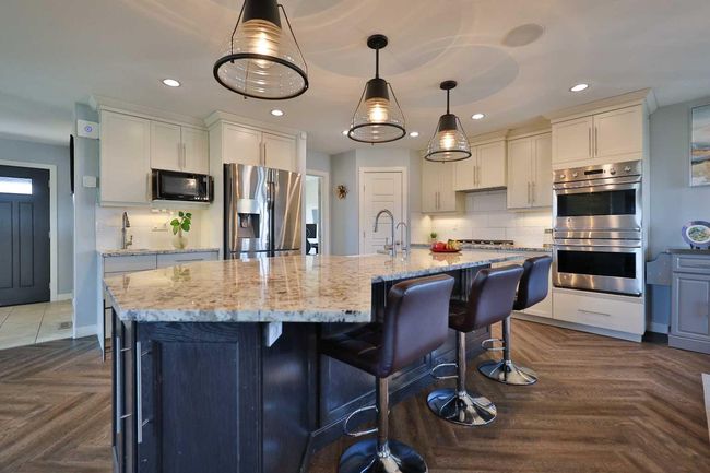 541 Aquitania Blvd W, House other with 6 bedrooms, 4 bathrooms and 4 parking in Lethbridge AB | Image 11