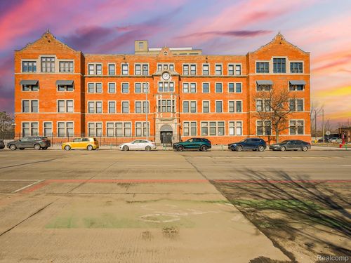 apt-238-6533 E Jefferson Ave, Detroit, MI, 48207-4359 | Card Image