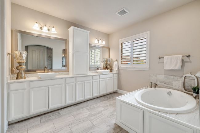 1212 13 Th St, House other with 4 bedrooms, 4 bathrooms and null parking in Argyle TX | Image 19